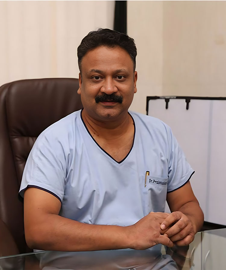 डॉ. प्रभाकर
शंकरन