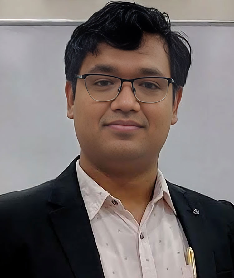 डॉ. निखिल
तडवळकर